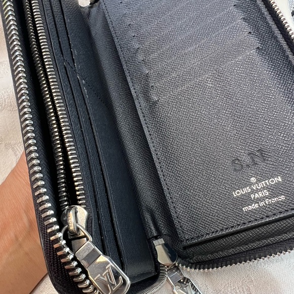 louis vuitton zippy wallet vertical - Picture 1 of 16
